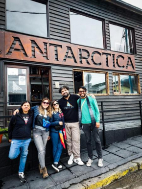 Отель Antarctica Hostel  Ушуайя